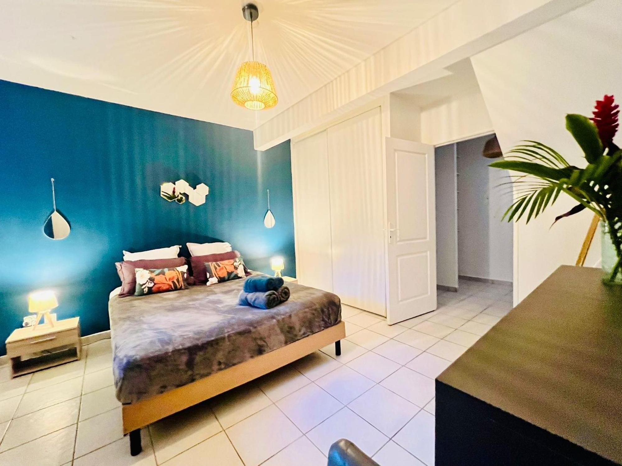 Villa Iguana, Duplex Paisible, Vue Magnifique Mer Et Rocher Du Diamant, Piscine Сен-Лу Екстериор снимка